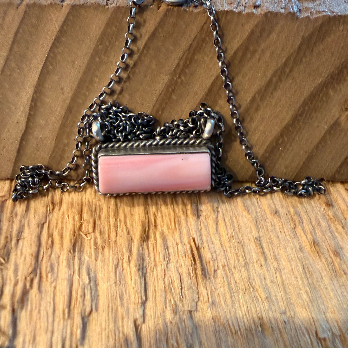 Johnny Dixon Signed Pink Conch Bar Necklace Sterling Silver 16 Inch Chain