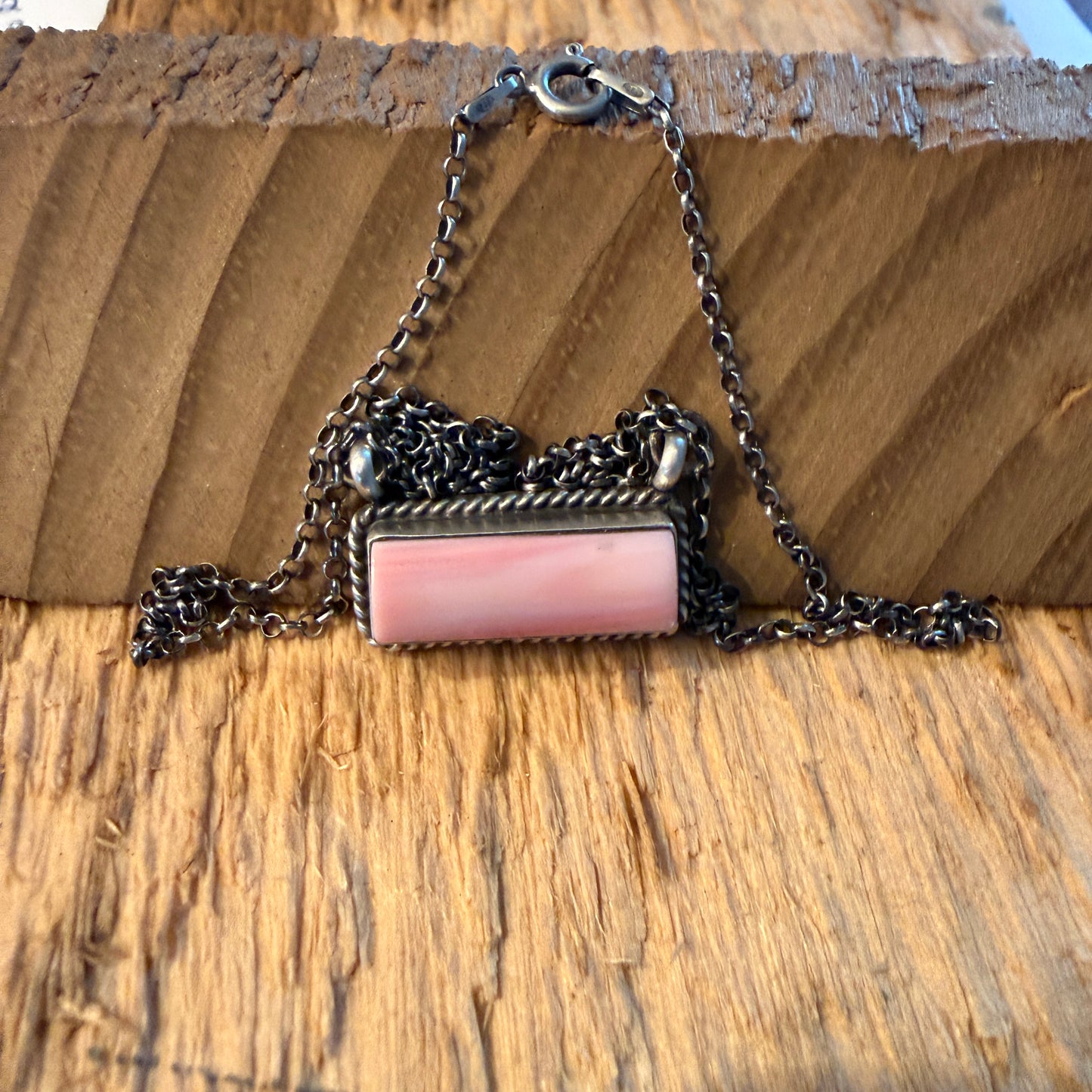 Johnny Dixon Signed Pink Conch Bar Necklace Sterling Silver 16 Inch Chain