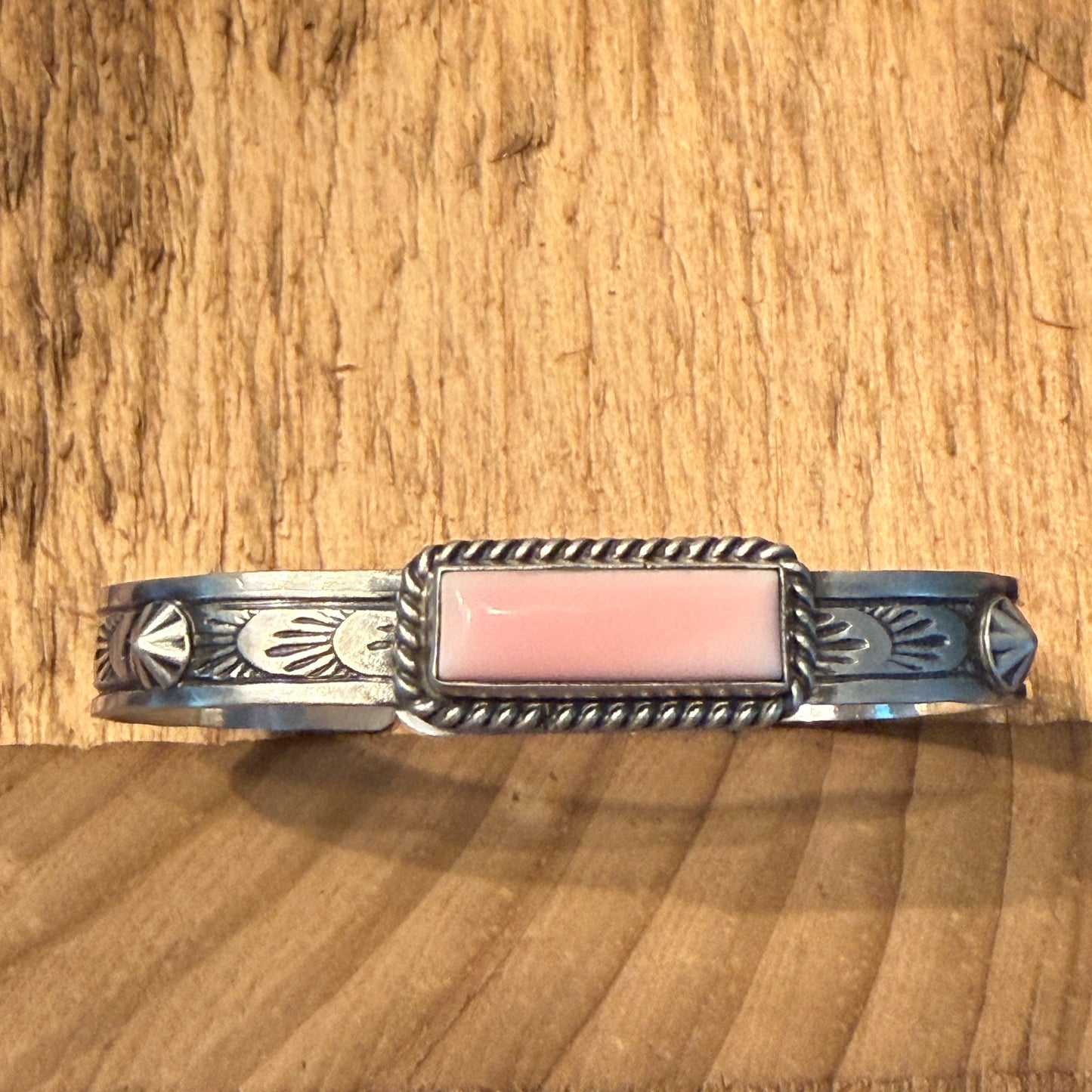 Rick Enriquez Signed Navajo Style Pink Conch Gemstone Sterling Silver Cuff Bangle
