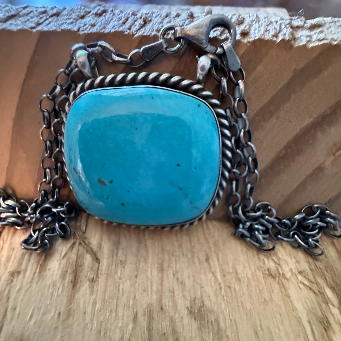 Johnny Dixon Signed Kingman Turquoise Gemstone Pendant Necklace 16 Inch Chain