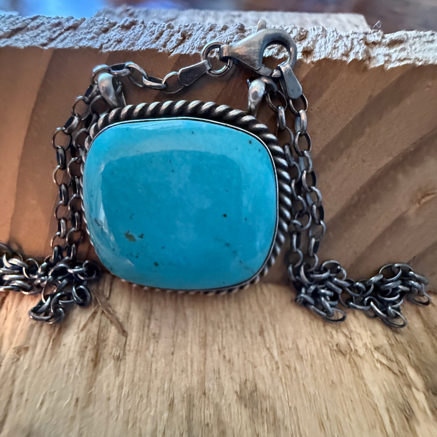Johnny Dixon Signed Kingman Turquoise Gemstone Pendant Necklace 16 Inch Chain