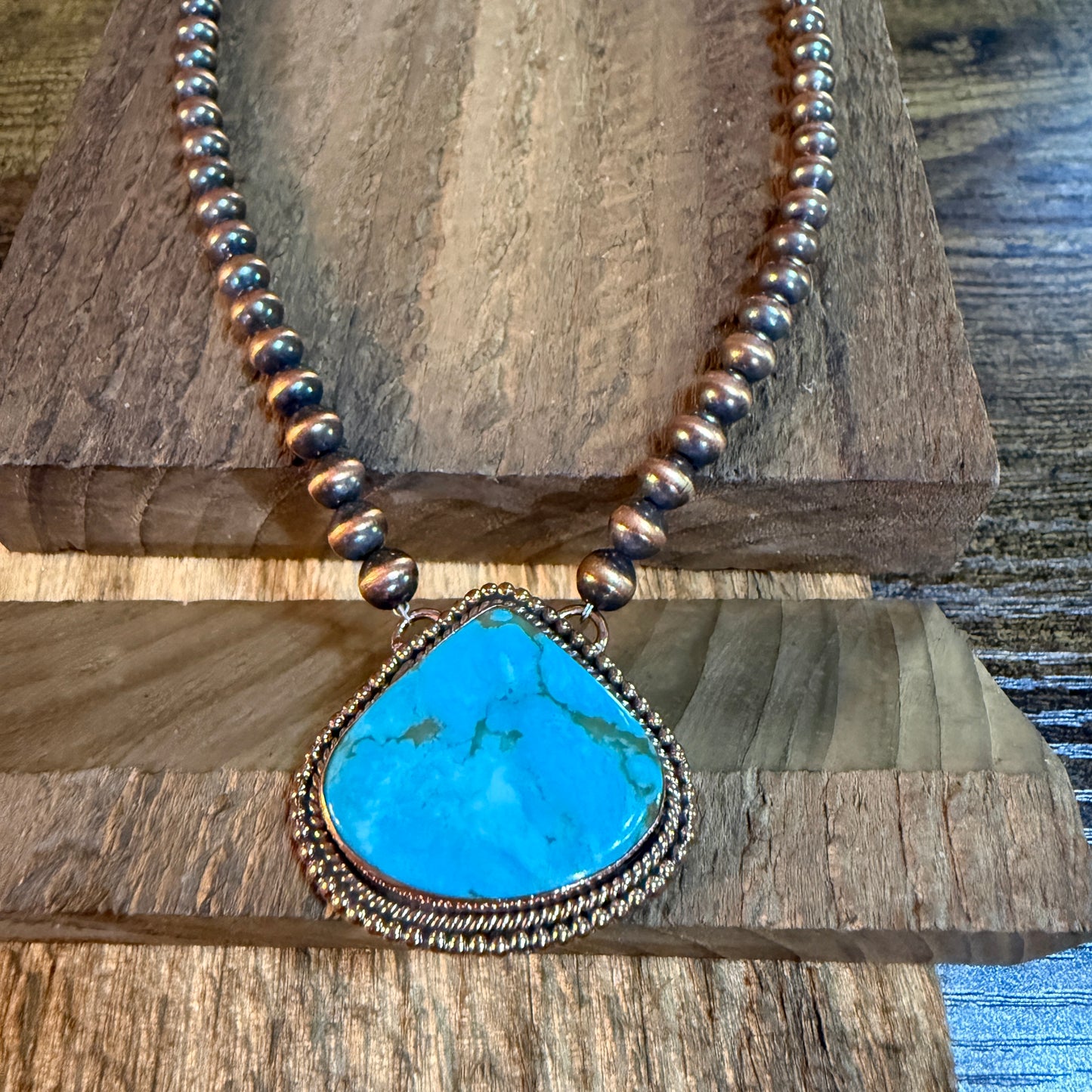 Kingman Turquoise Gemstone Genuine Copper Pearl Bead Necklace 18 Inch