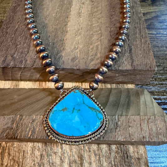 Kingman Turquoise Gemstone Genuine Copper Pearl Bead Necklace 18 Inch