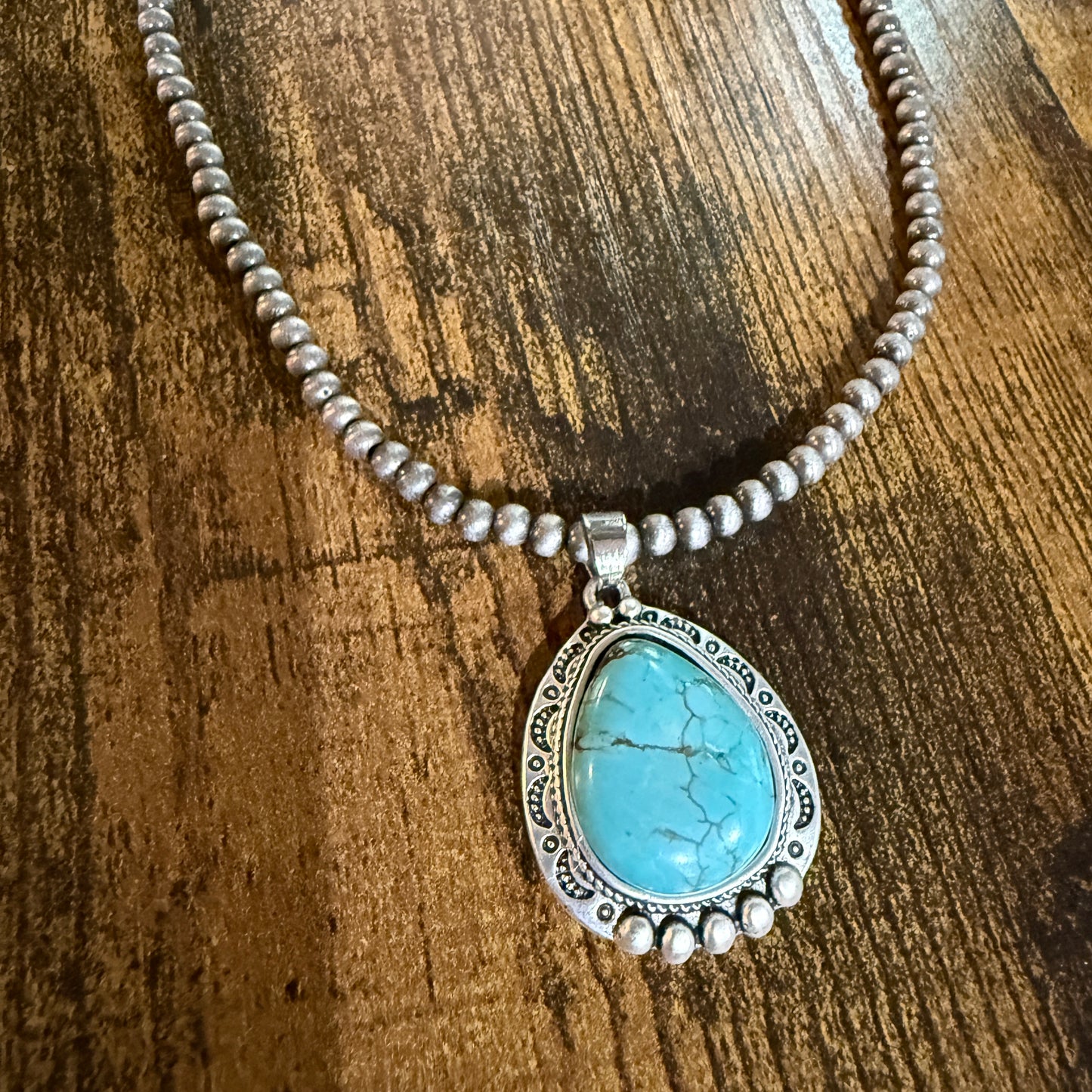 Navajo Style Turquoise Pendant Necklace 4mm Bead Silver Tone Chain