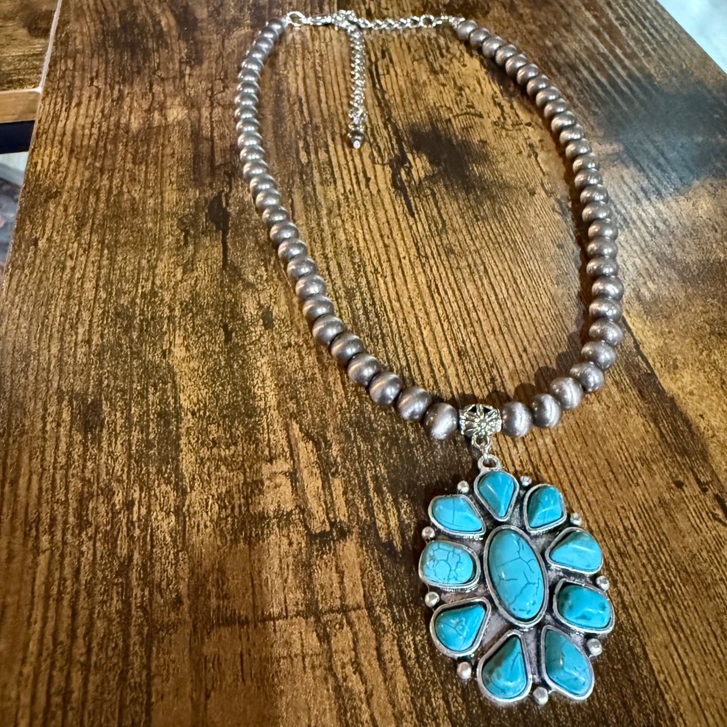 Handmade Navajo Style Turquoise Cluster Pendant 8mm Bead Necklace