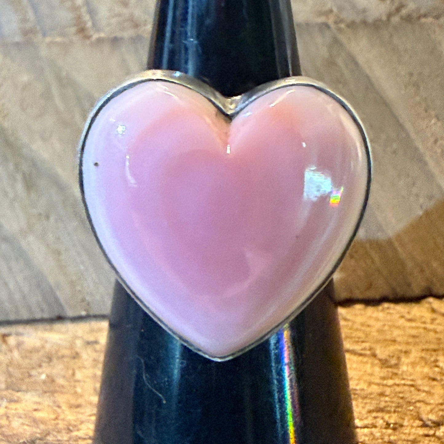 Signed Pat Spencer Pink Conch Gemstone Heart Adjustable Ring Sterling Silver