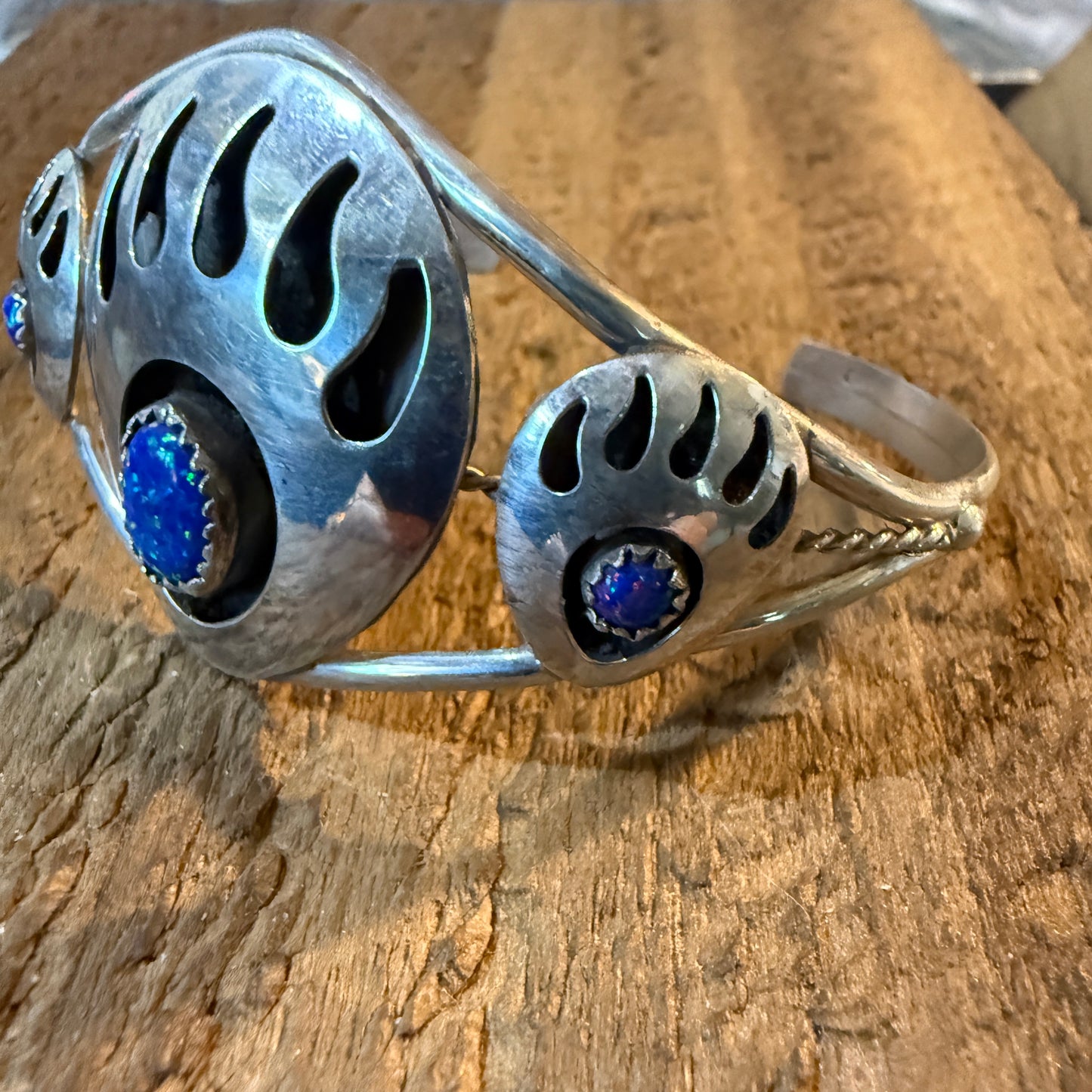 Navajo Style Bear Claw Wide Cuff Flexible Bangle Bracelet Sterling Silver