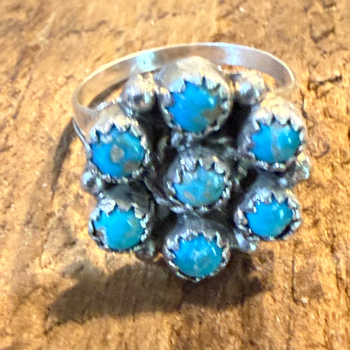 Kingman Turquoise Cluster Ring Sterling Silver Size 7 0.75 Inch Diameter