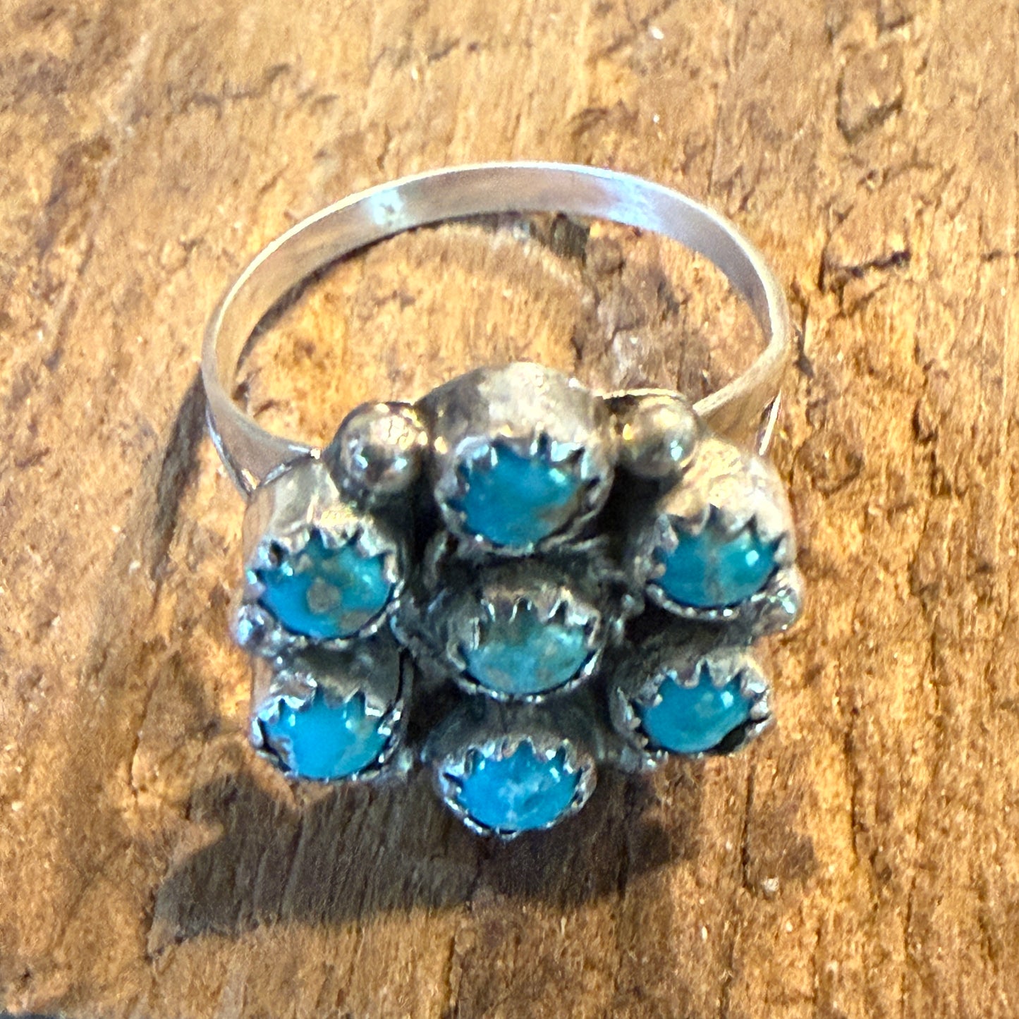 Kingman Turquoise Cluster Ring Sterling Silver Size 7 0.75 Inch Diameter