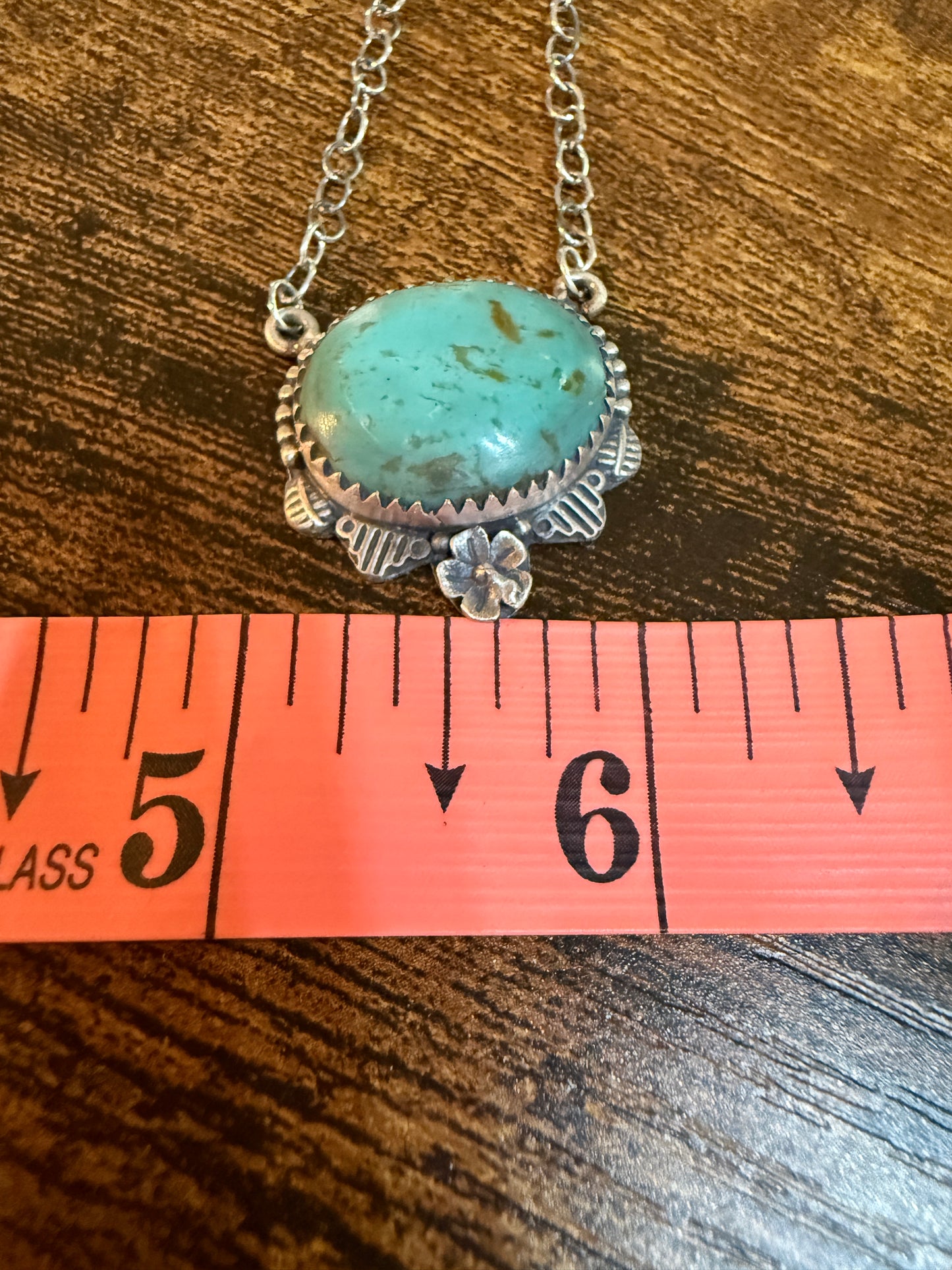 Navajo Style Kingman Turquoise Gemstone Necklace Sterling Silver 18 Inch