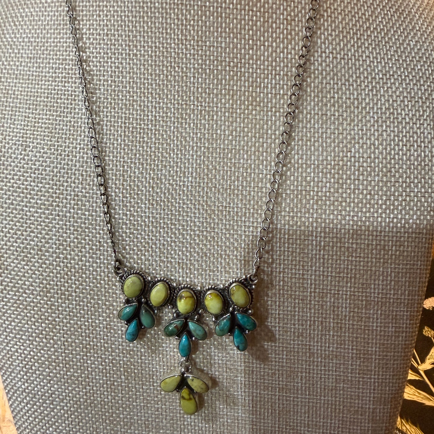 Palomino Kingman Turquoise Gemstone Necklace In Sterling Silver 18 Inch Chain