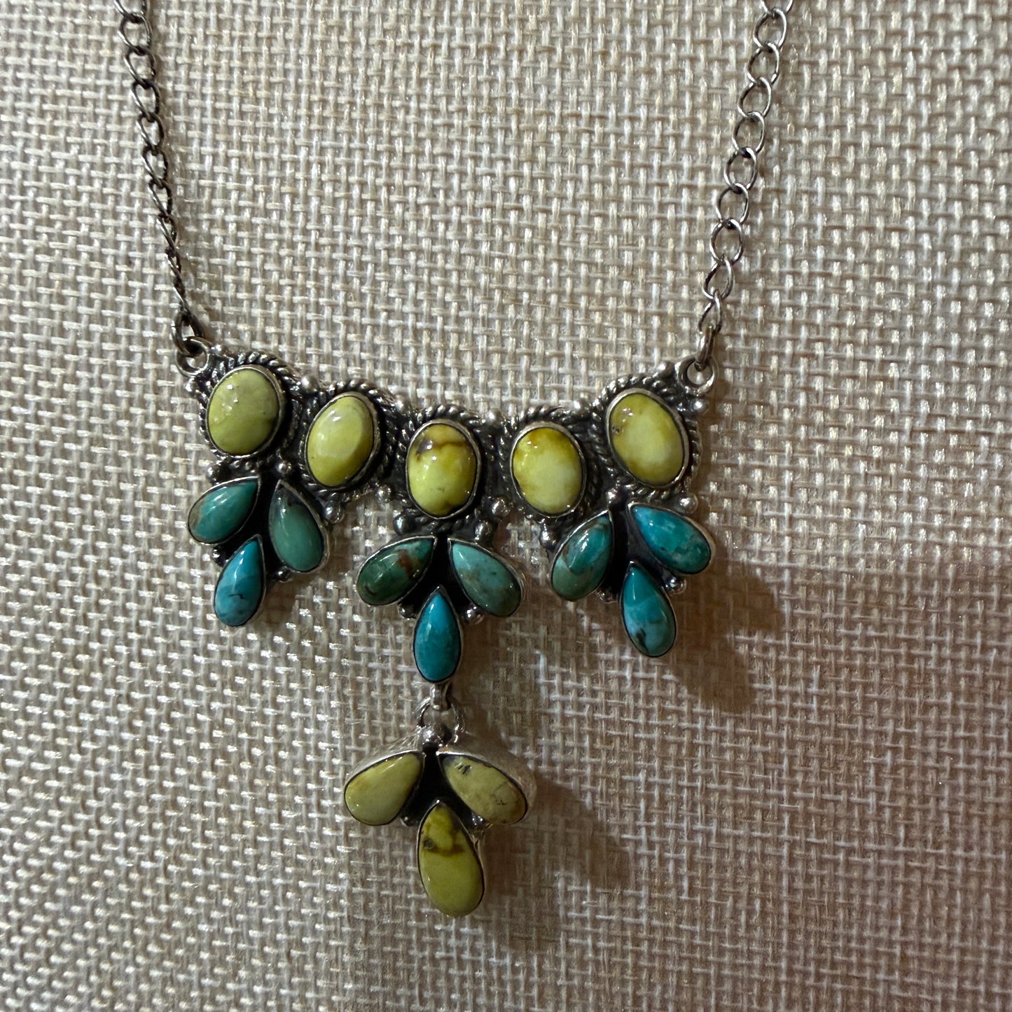 Palomino Kingman Turquoise Gemstone Necklace In Sterling Silver 18 Inch Chain