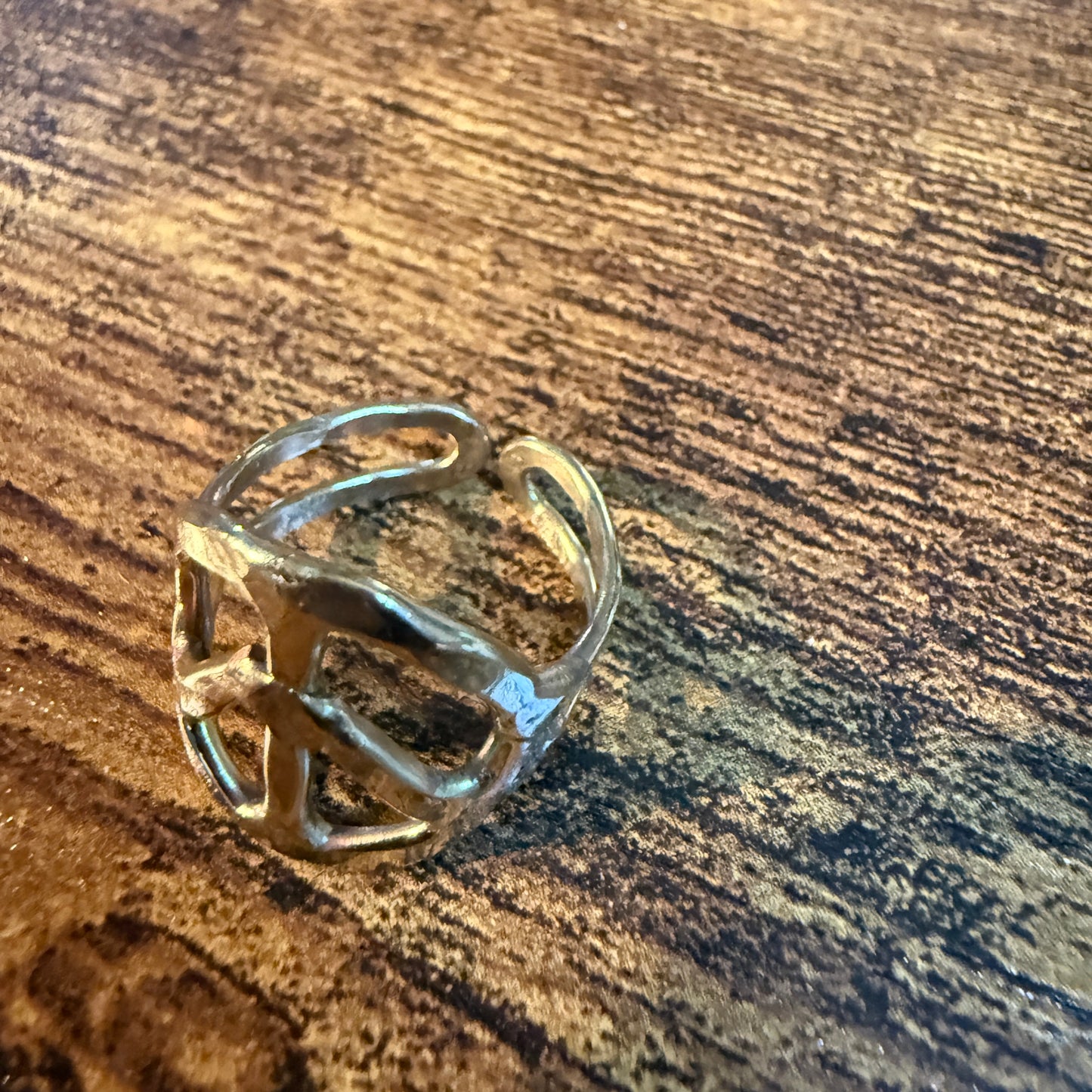 Gold Hammered Peace Sign Hippie Ring Boho Vintage Style Adjustable