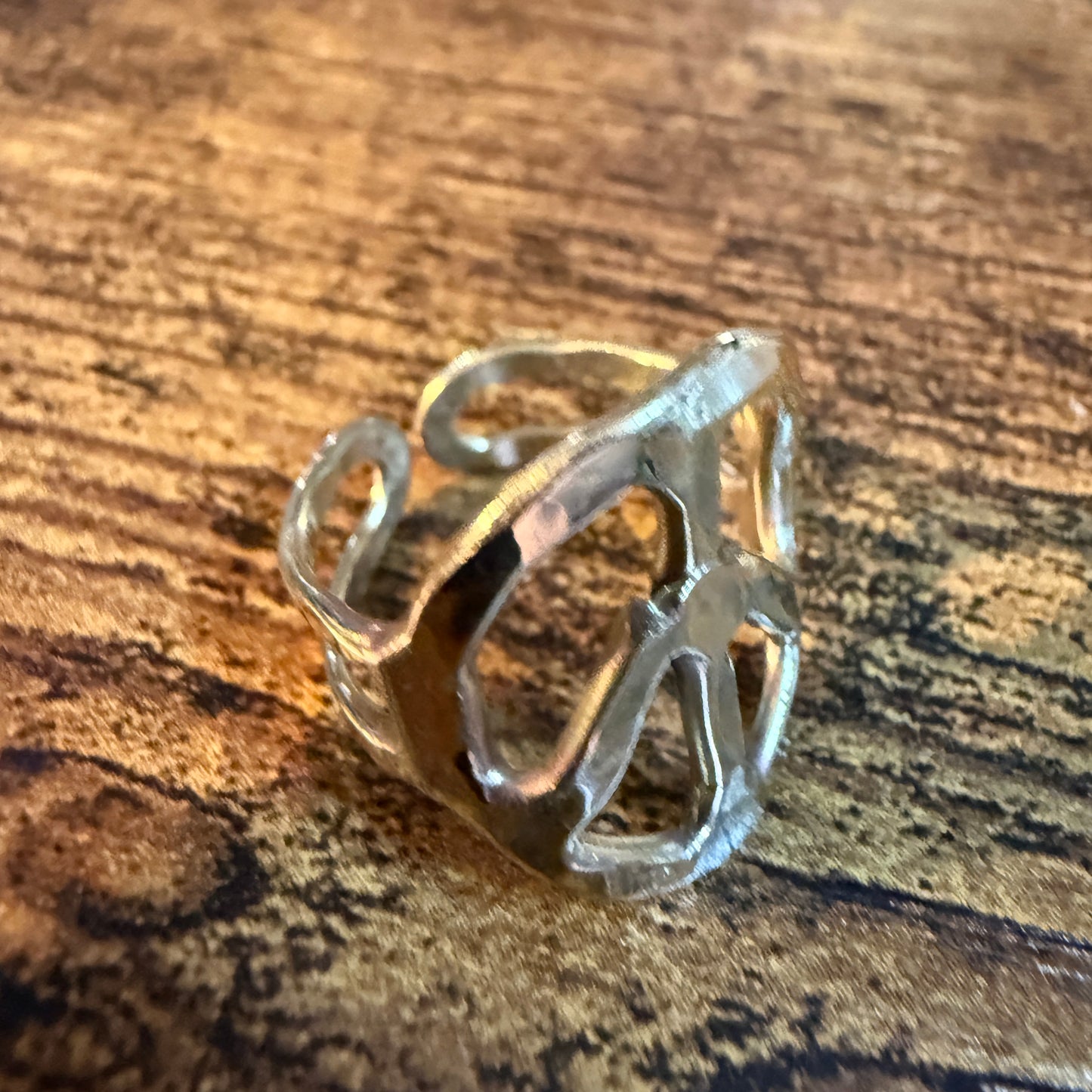 Gold Hammered Peace Sign Hippie Ring Boho Vintage Style Adjustable