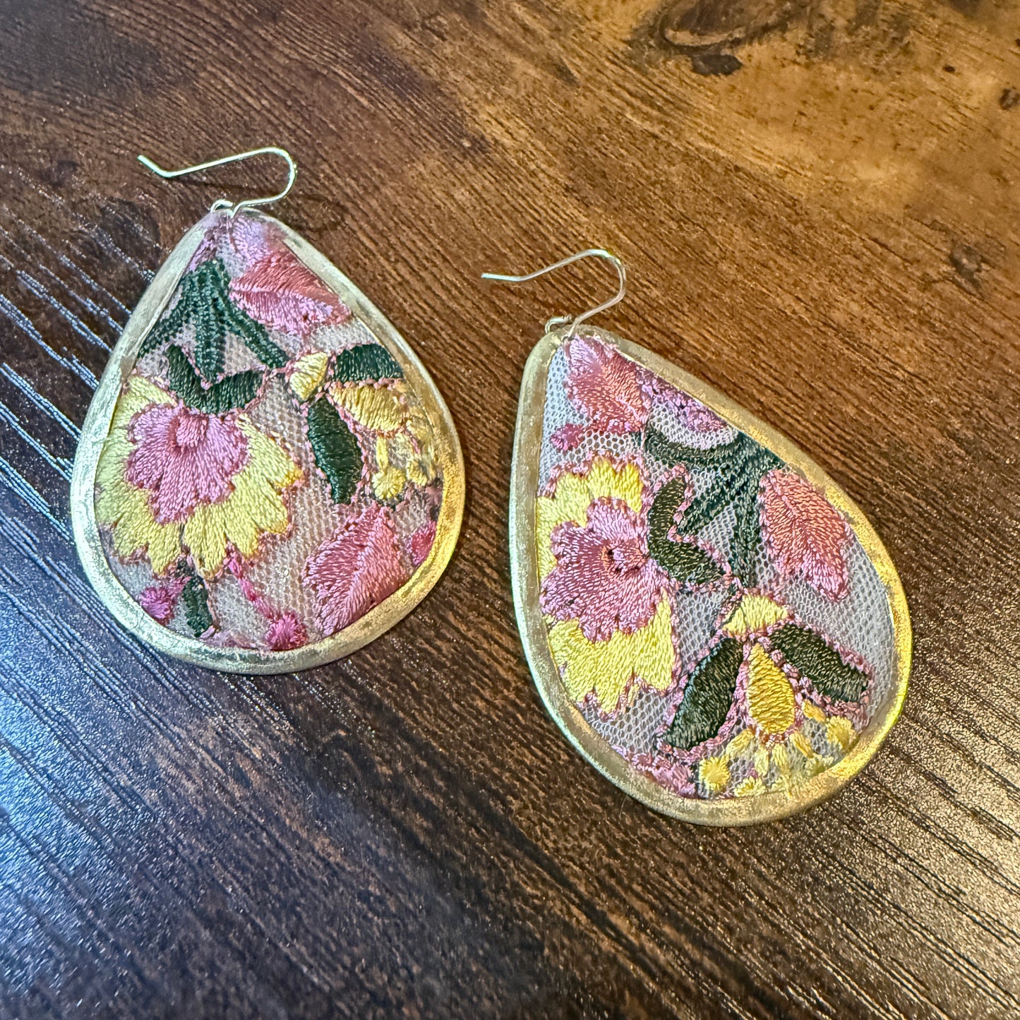 Pastel Embroidered Floral Drop Earrings Gold Tone Teardrop