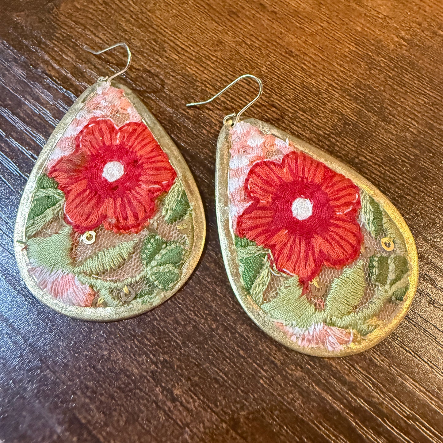 Red Rose Floral Embroidery Wire Earrings Gold Tone Teardrop