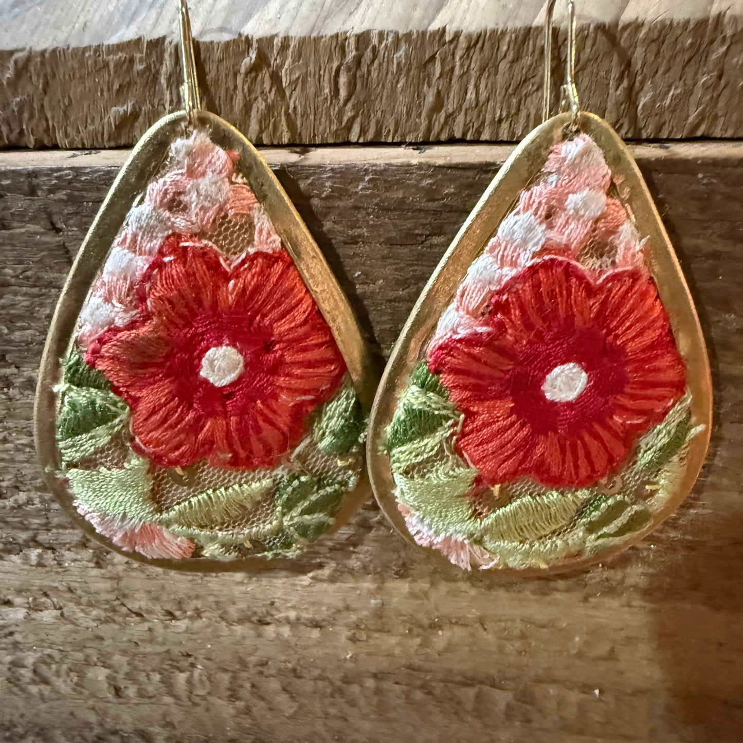 Red Rose Floral Embroidery Wire Earrings Gold Tone Teardrop