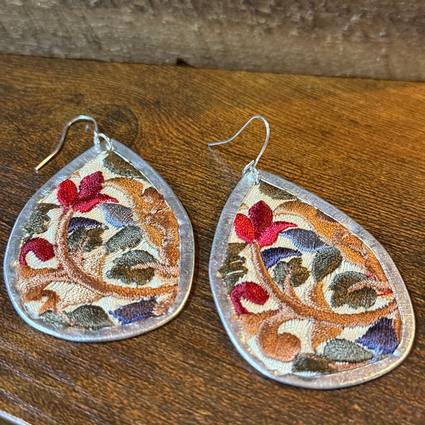 Handmade Red Floral Embroidered Teardrop Earrings With Silver Wire