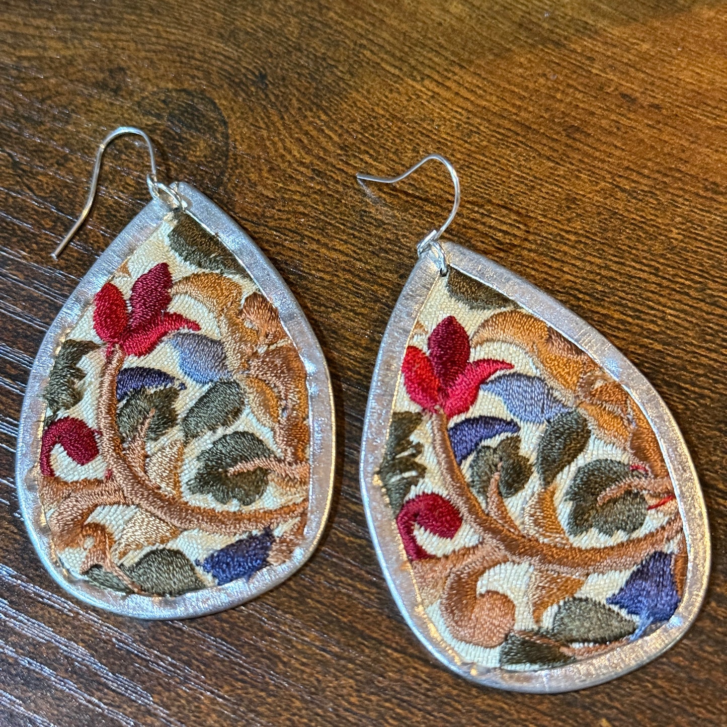 Handmade Red Floral Embroidered Teardrop Earrings With Silver Wire