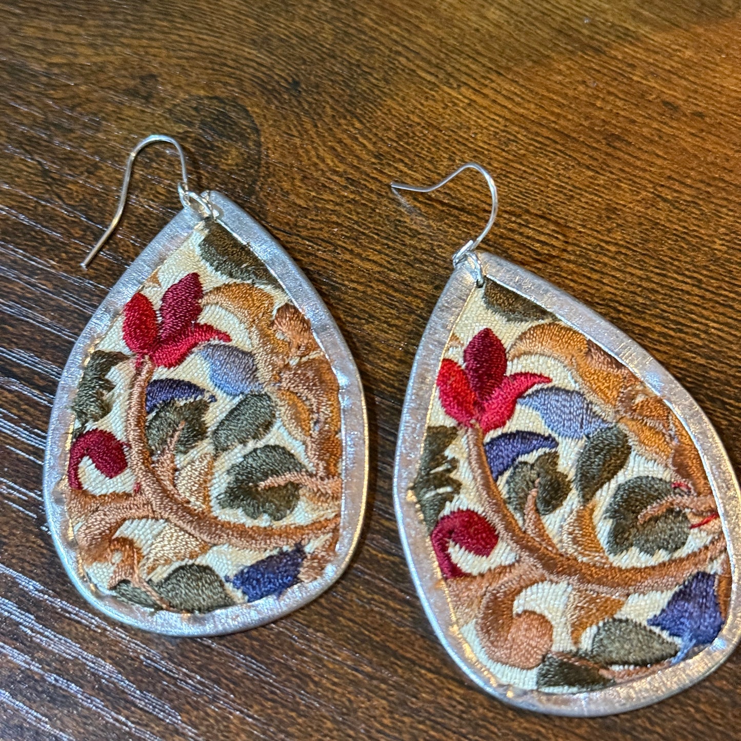 Handmade Red Floral Embroidered Teardrop Earrings With Silver Wire