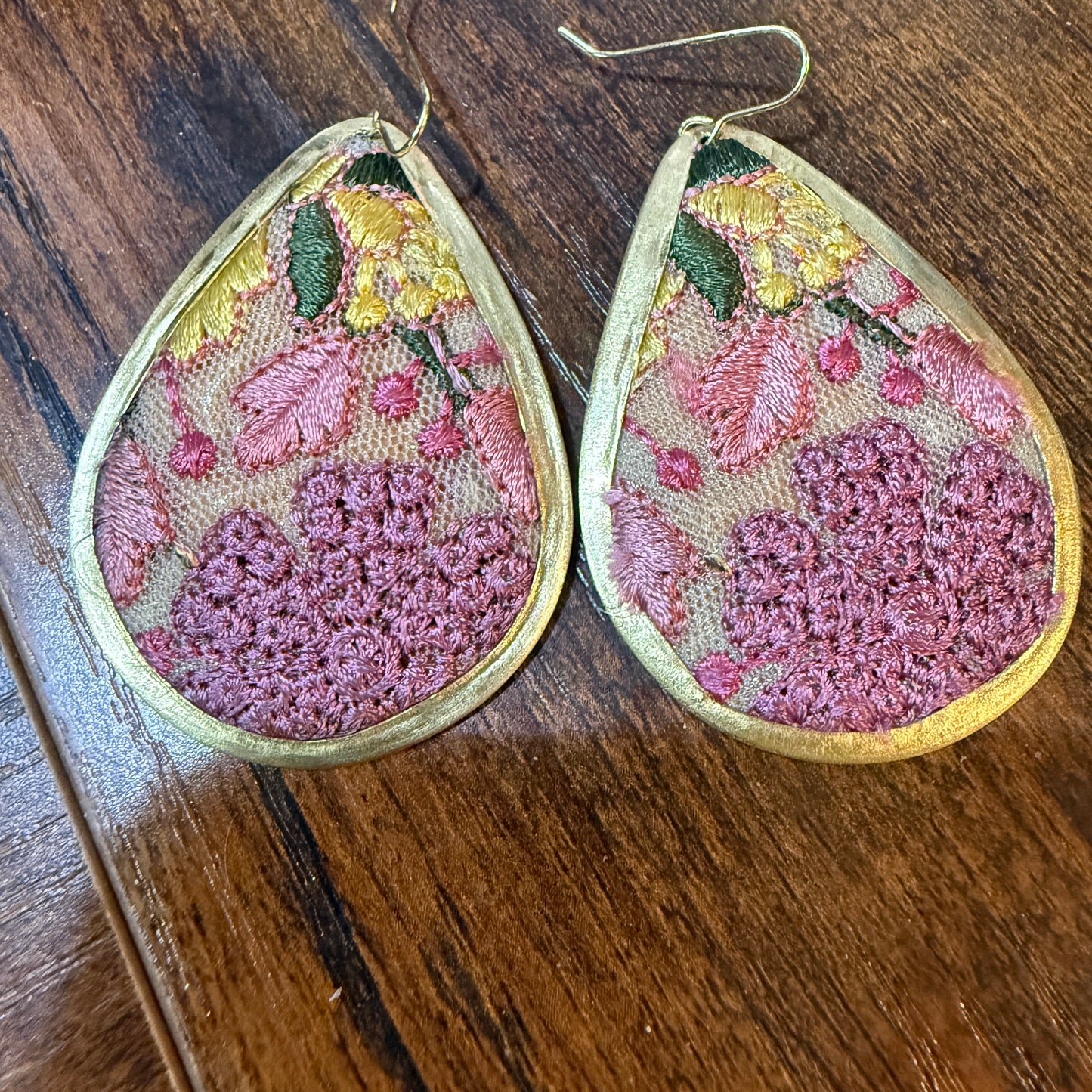 Pastel Embroidered Floral Drop Earrings Gold Tone Teardrop