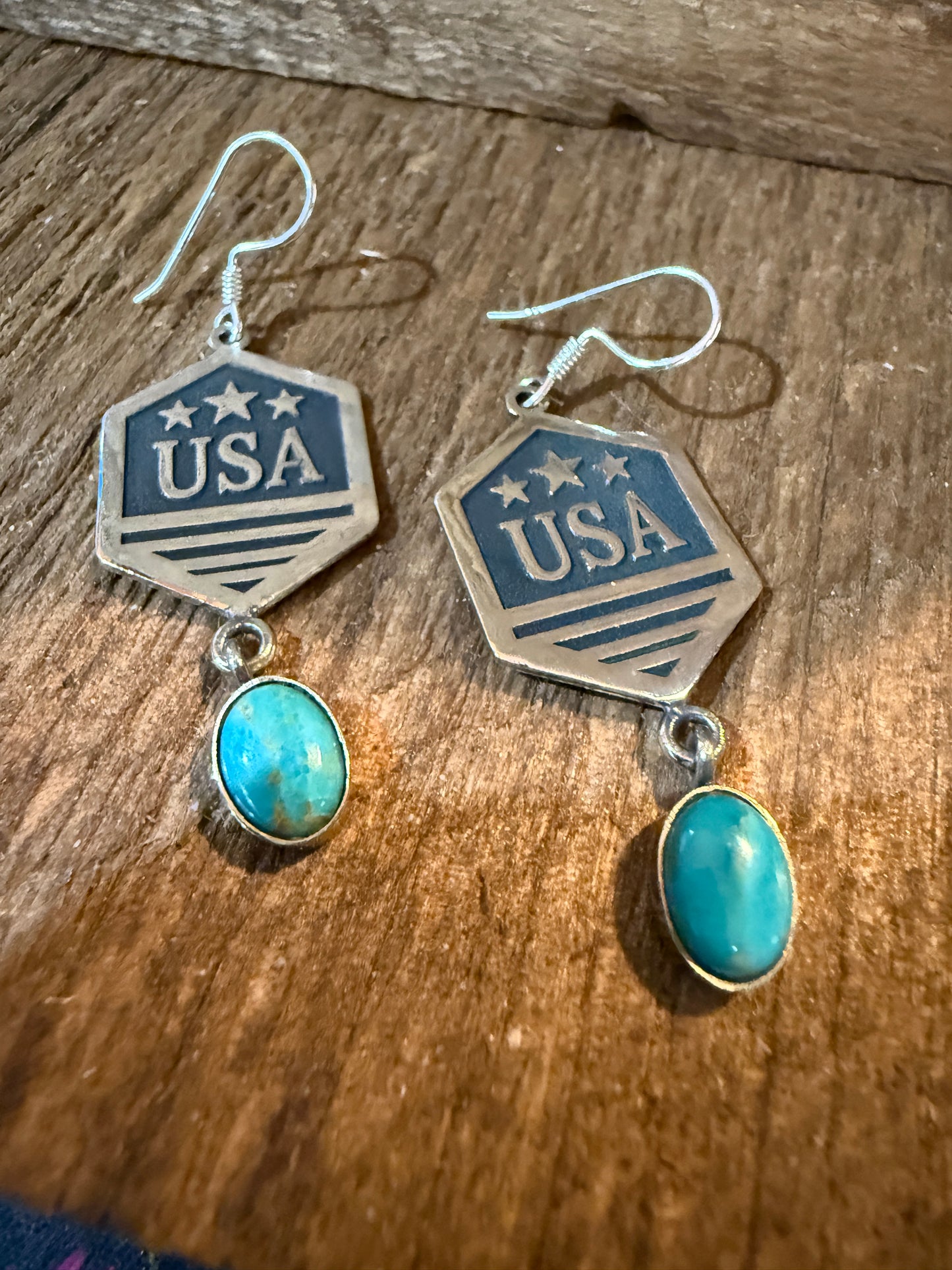 USA America Patriots Kingman Turquoise Sterling Silver Wire Drop Earrings 2 Inch