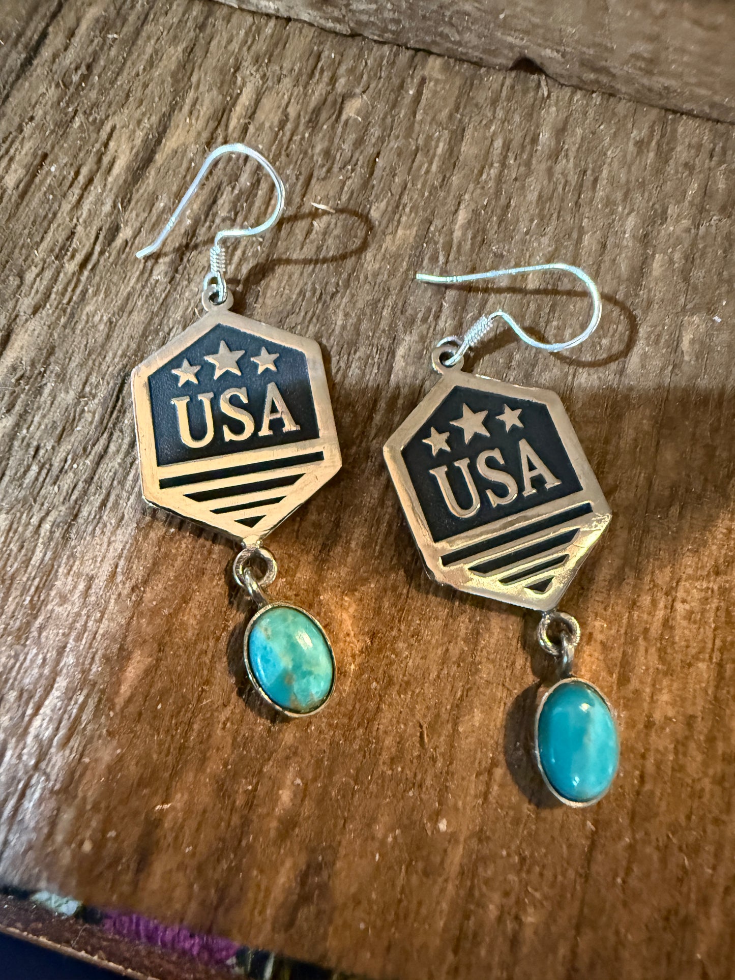 USA America Patriots Kingman Turquoise Sterling Silver Wire Drop Earrings 2 Inch