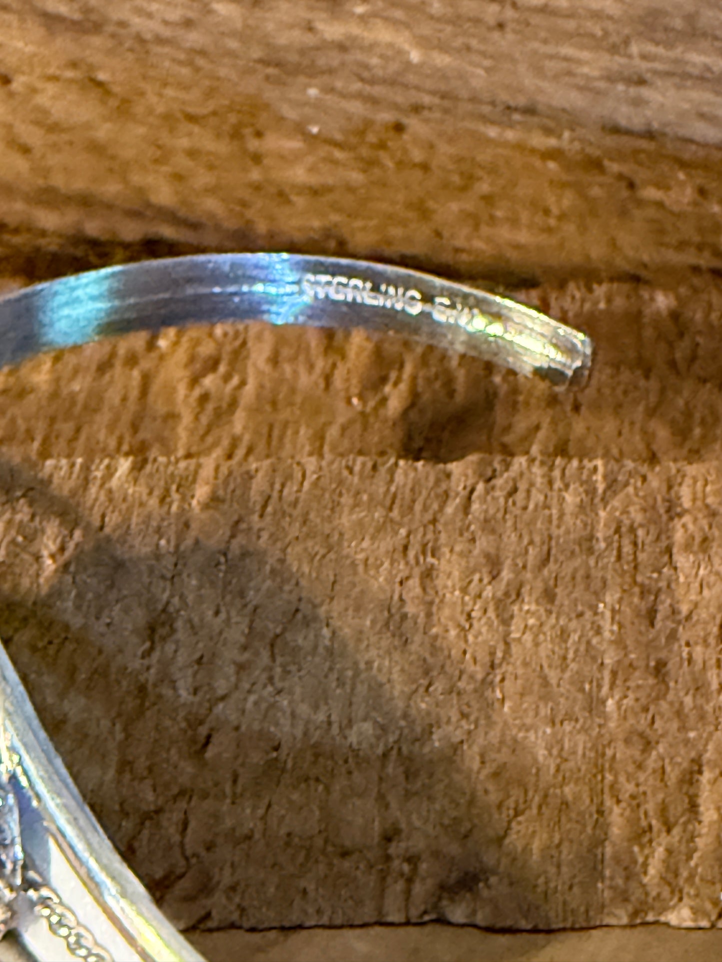 Ester White Navajo Handmade Kingman Turquoise Cuff Bangle in Sterling Silver, Size Small Wild West Boho
