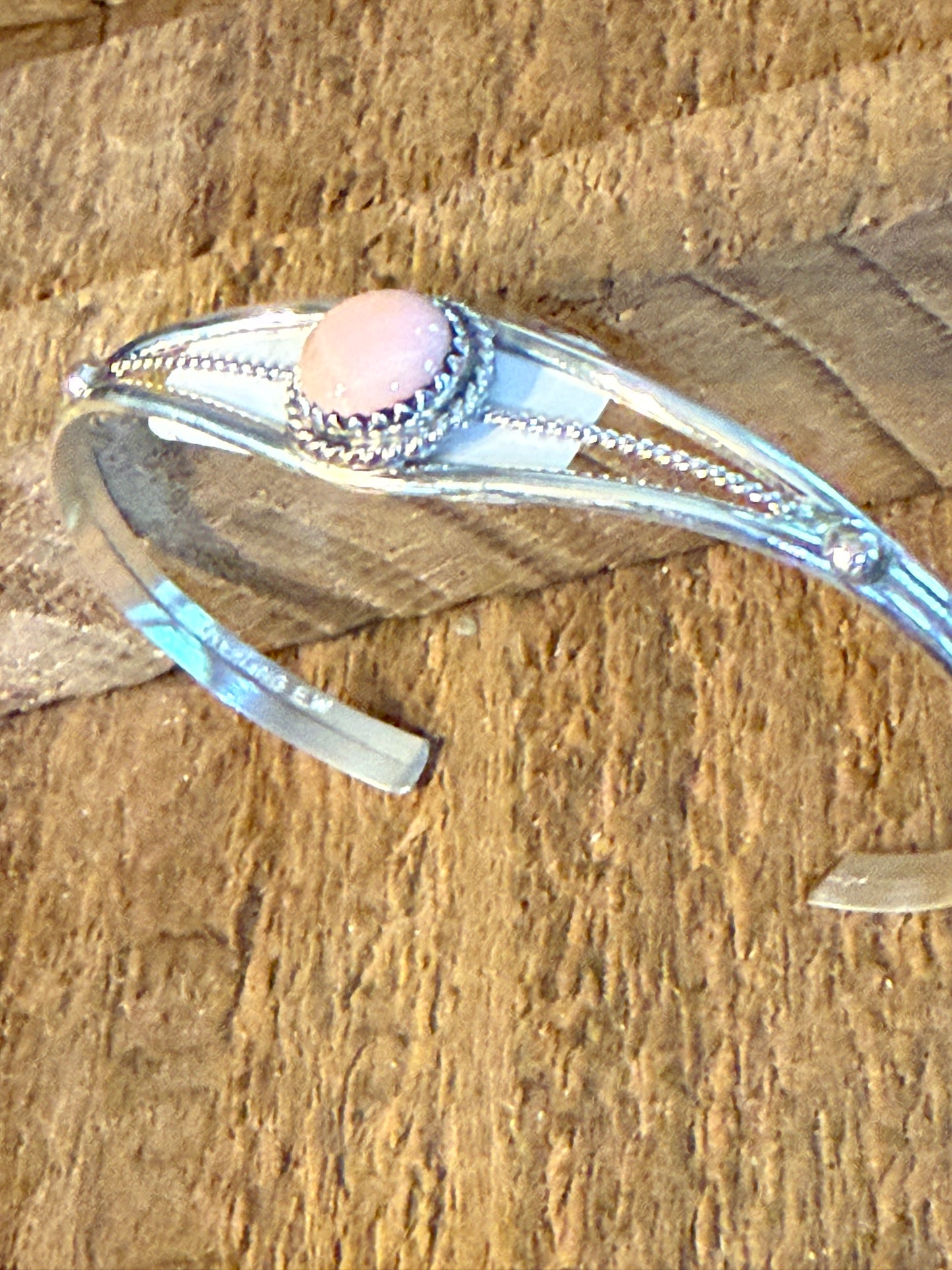 Ester White Navajo Handmade Pink Conch Cuff Bangle in Sterling Silver Size Small Silver Elegant
