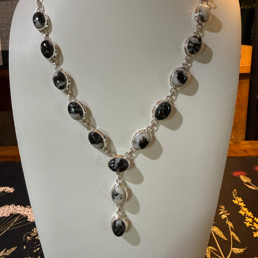White Buffalo Dalhia Turquoise Stone Y Necklace 925 Sterling Silver Link Silver Elegant