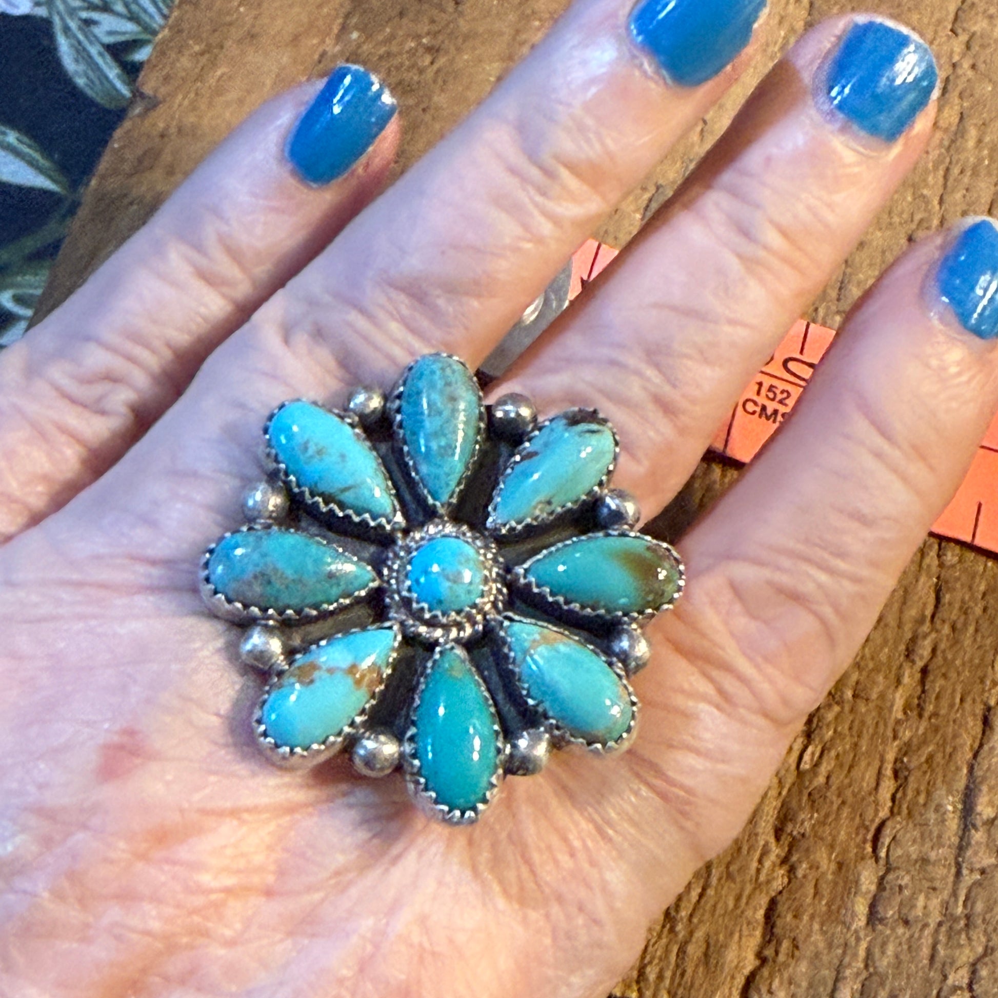 T. Smith Native Signed Mohave Turquoise Cluster Ring, Adjustable, 1.5 Inch Diameter Wild West Boho