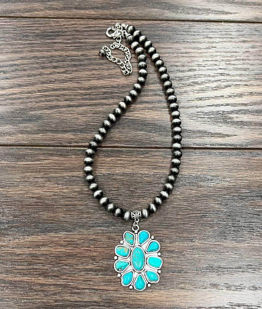 Handmade Navajo Style Turquoise Cluster Pendant 8mm Bead Necklace